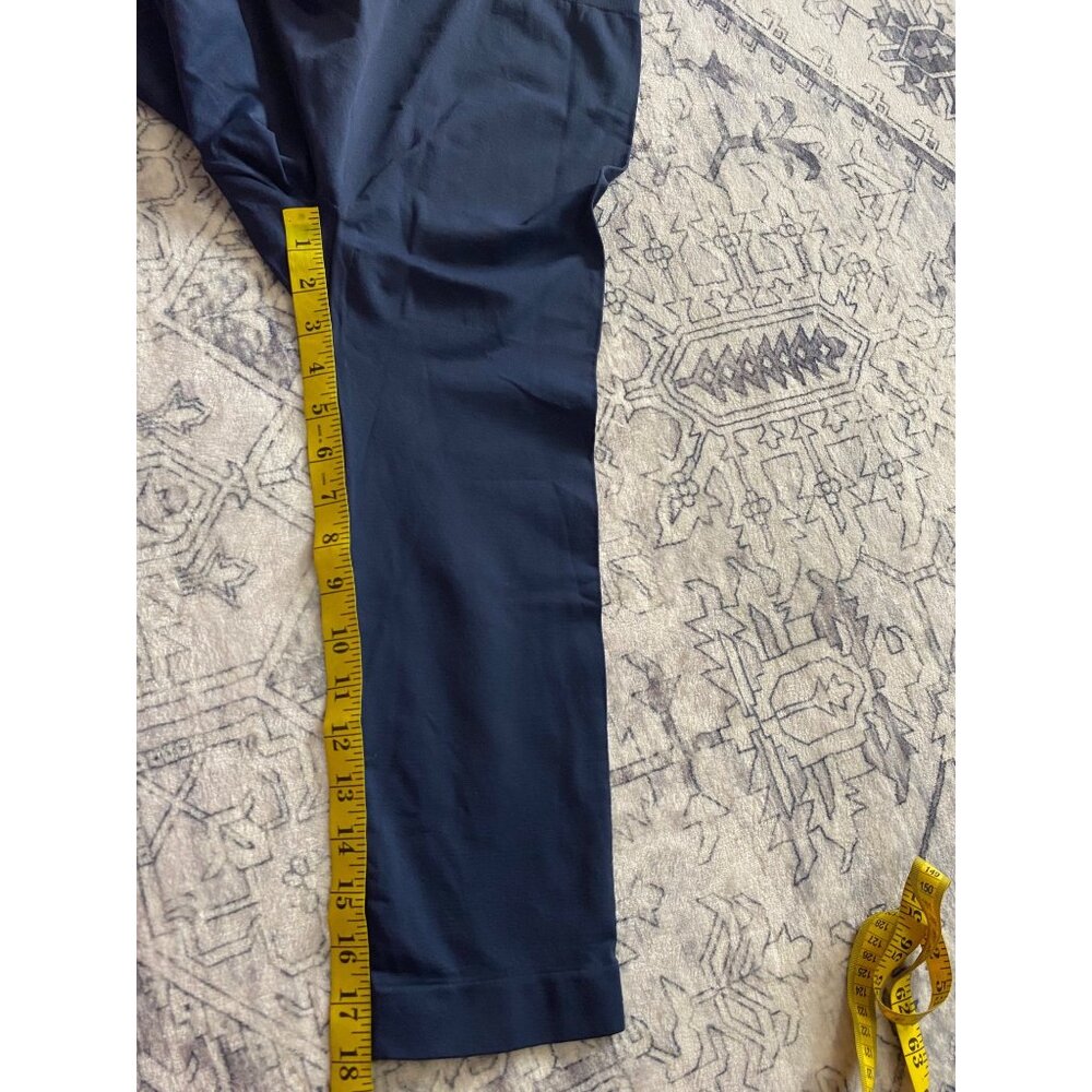 Lane Bryant Navy Shaping Capri Leggings Tights Size A/B Stretchy & Comfortable - Picture 5 of 6